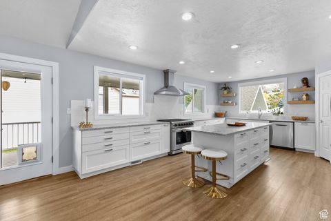 Tiny photo for 4616 W CARRIAGE LN, Cedar Hills, UT 84062 (MLS # 2113018)