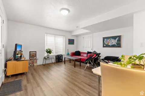 Tiny photo for 4616 W CARRIAGE LN, Cedar Hills, UT 84062 (MLS # 2113018)
