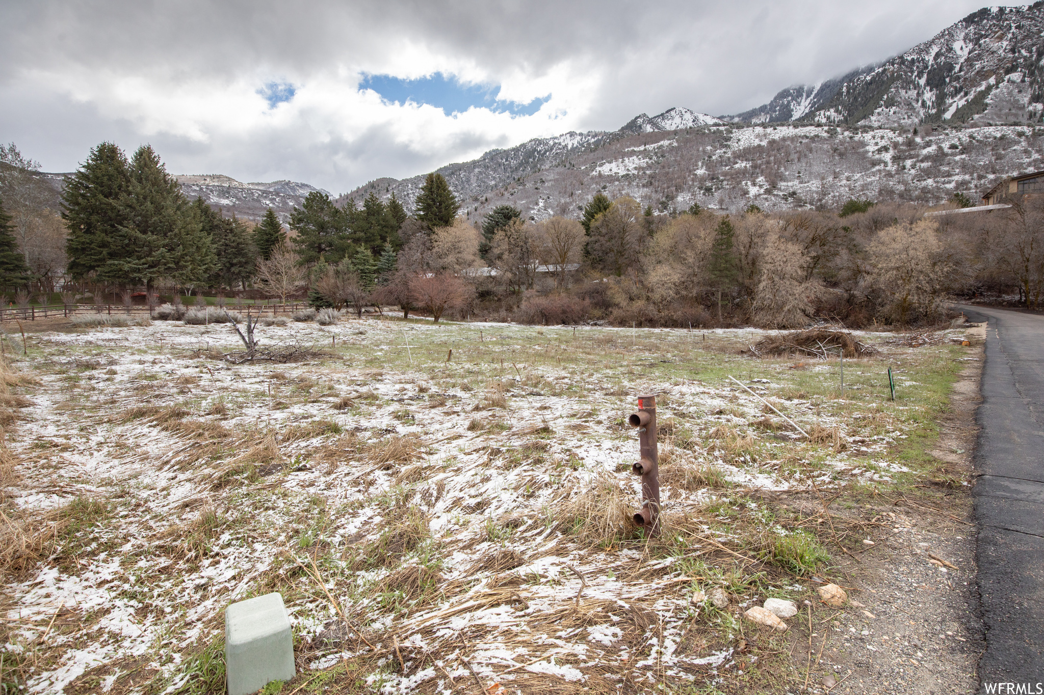 3303 E Lone Springs Cv #2, Sandy, Utah image 3