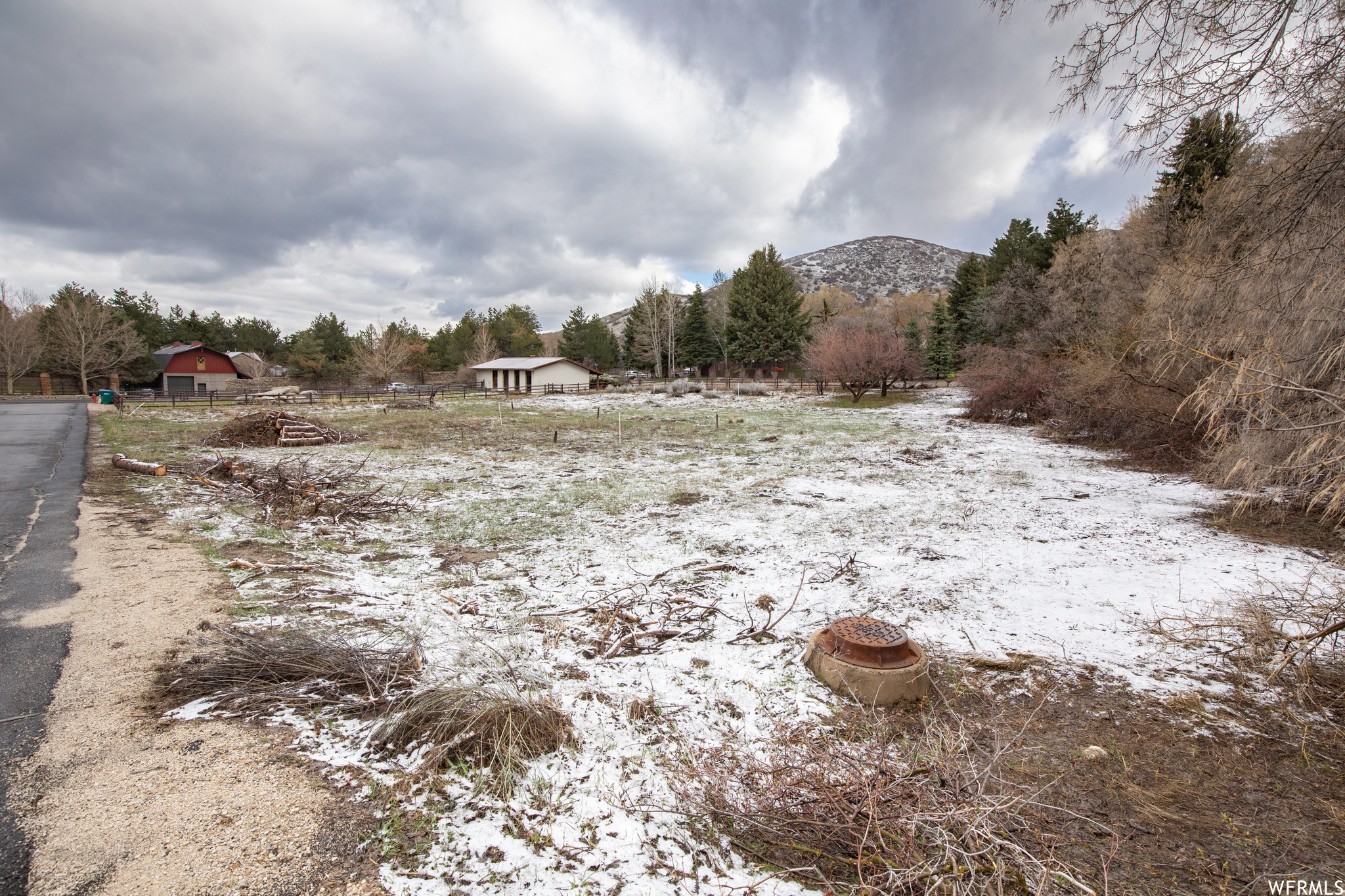 3303 E Lone Springs Cv #2, Sandy, Utah image 4