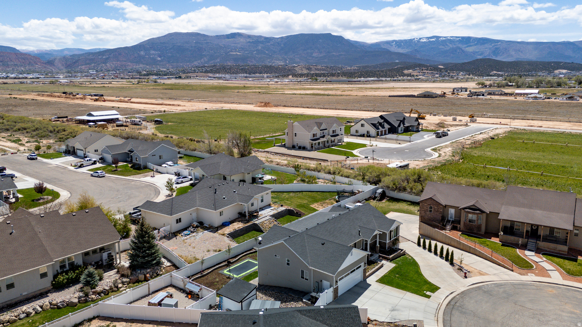 EQUESTRIAN POINTE SUBDIVISION - Residential