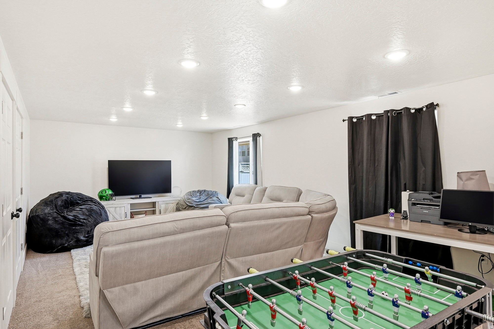 EQUESTRIAN POINTE SUBDIVISION - Residential