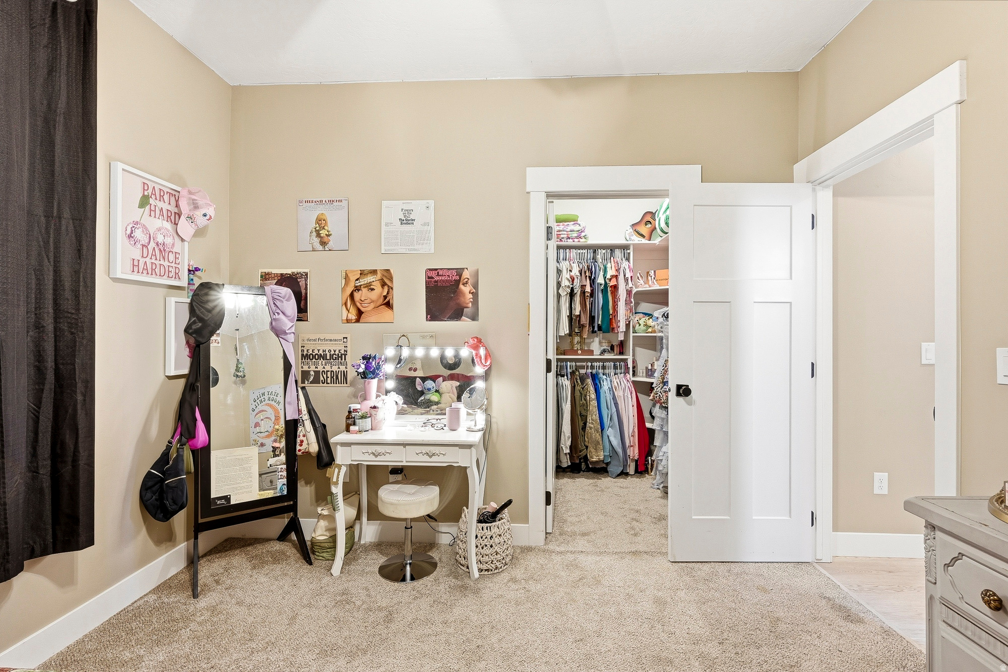 EQUESTRIAN POINTE SUBDIVISION - Residential
