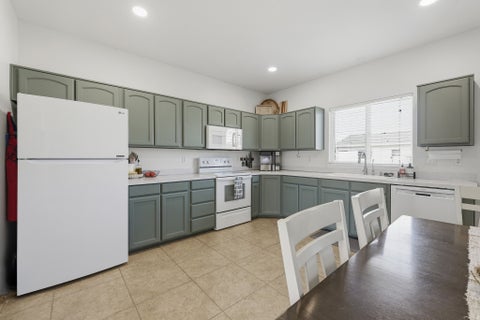 Tiny photo for 696 W 1960 N, Clinton, UT 84015 (MLS # 2184951)
