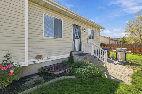 Tiny photo for 696 W 1960 N, Clinton, UT 84015 (MLS # 2184951)