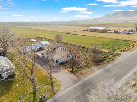 Tiny photo for 10205 W 10400 N, Tremonton, UT 84337 (MLS # 2127620)