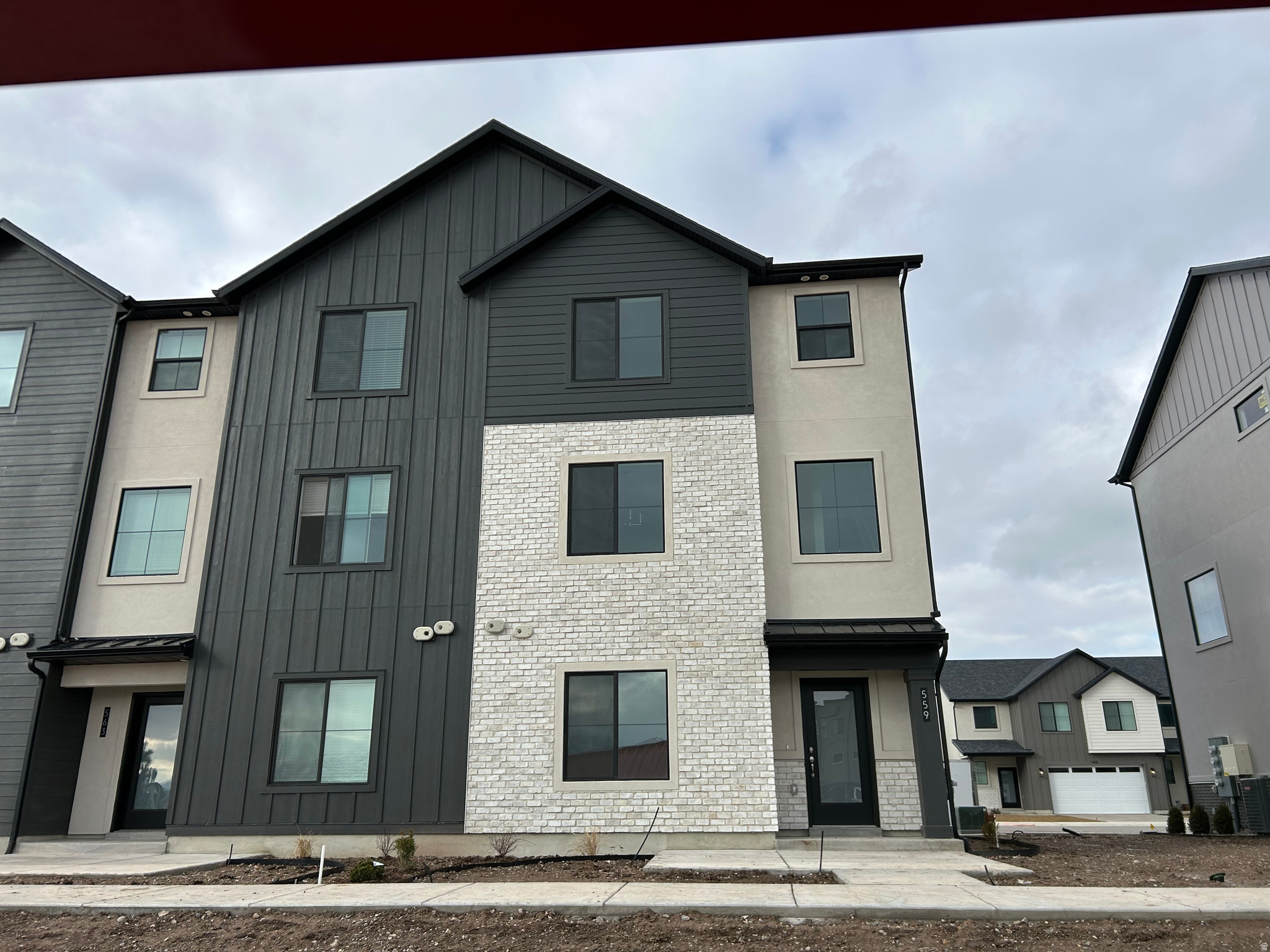 HIATT CREEK - Residential