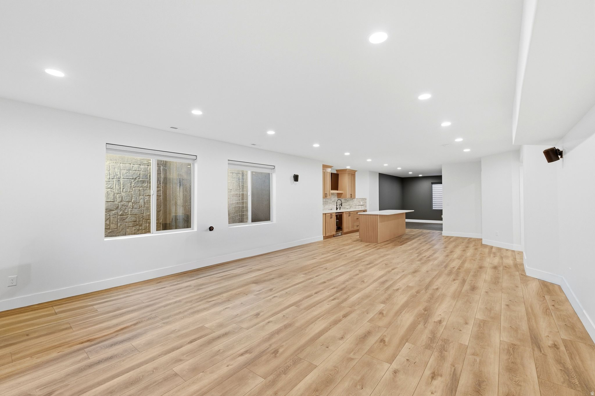 EAGLEPOINTE ESTATES - Residential