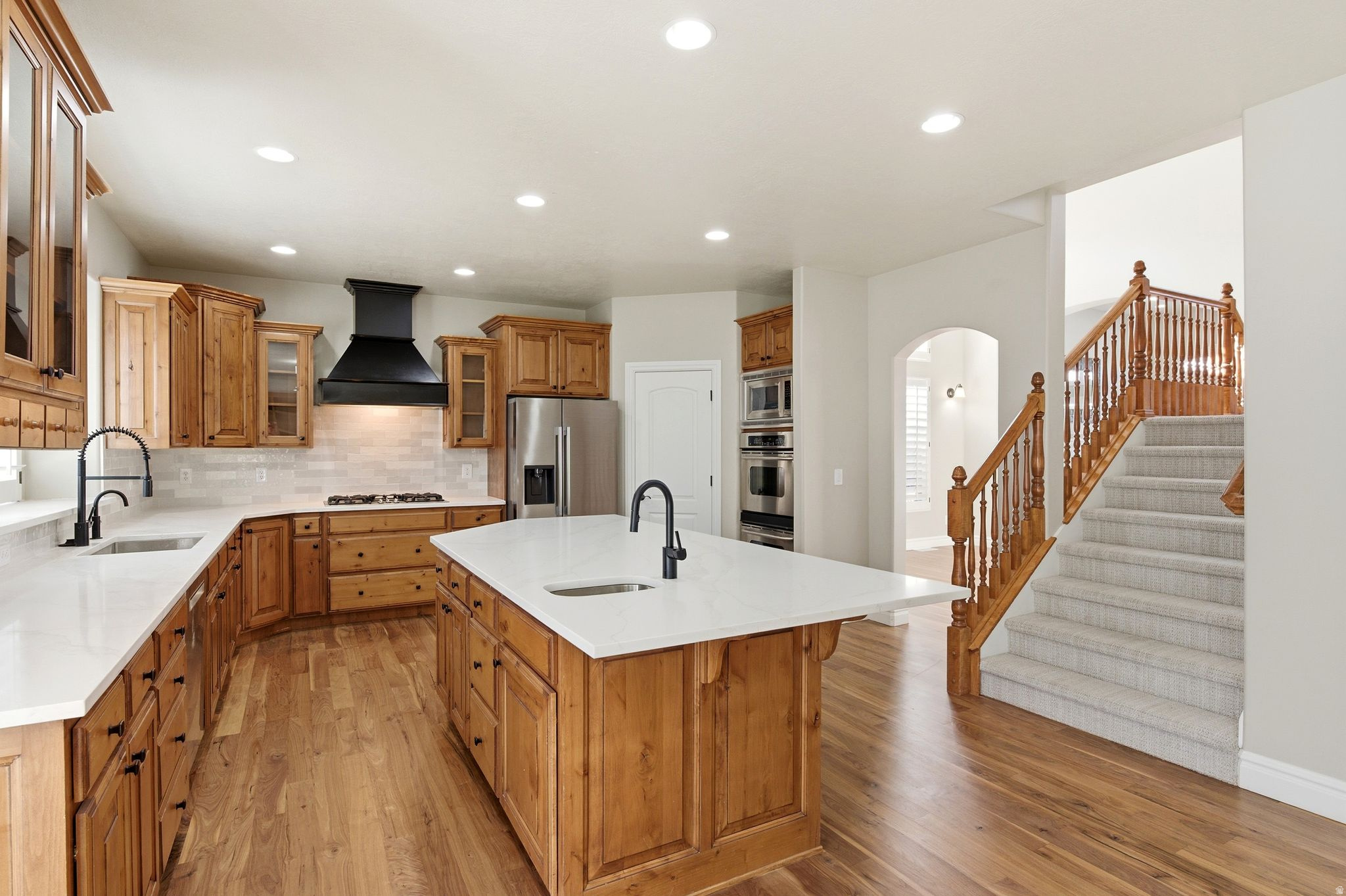 EAGLEPOINTE ESTATES - Residential