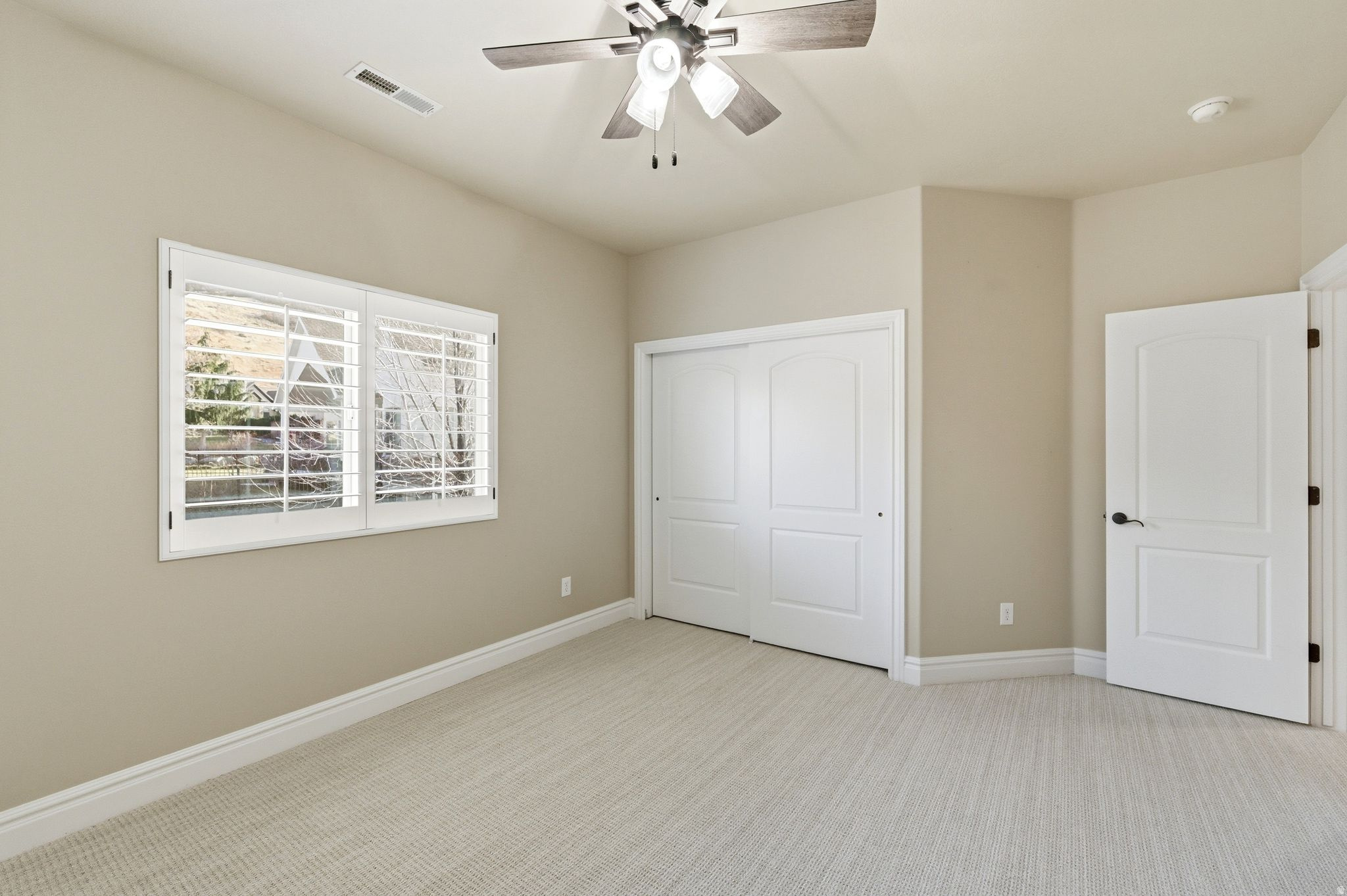 EAGLEPOINTE ESTATES - Residential