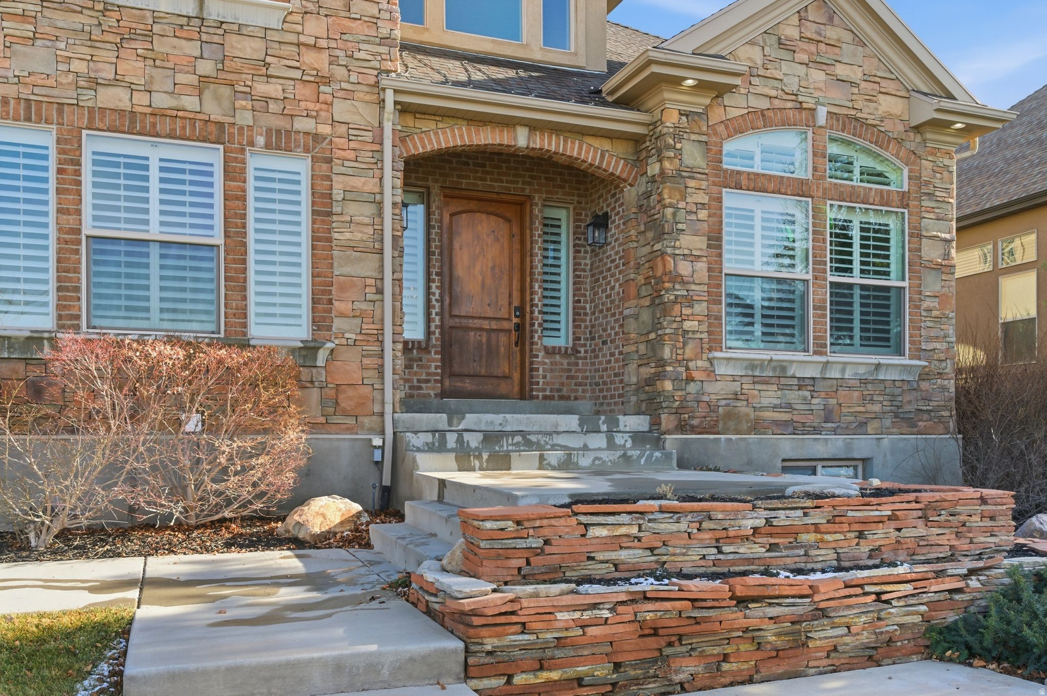 EAGLEPOINTE ESTATES - Residential