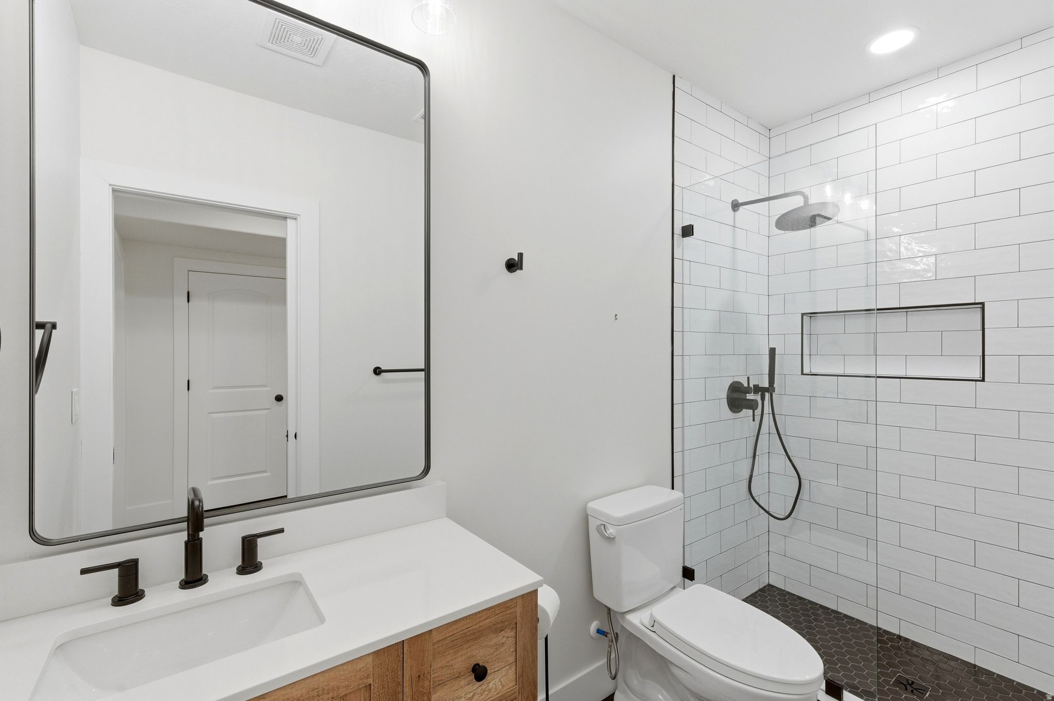 EAGLEPOINTE ESTATES - Residential