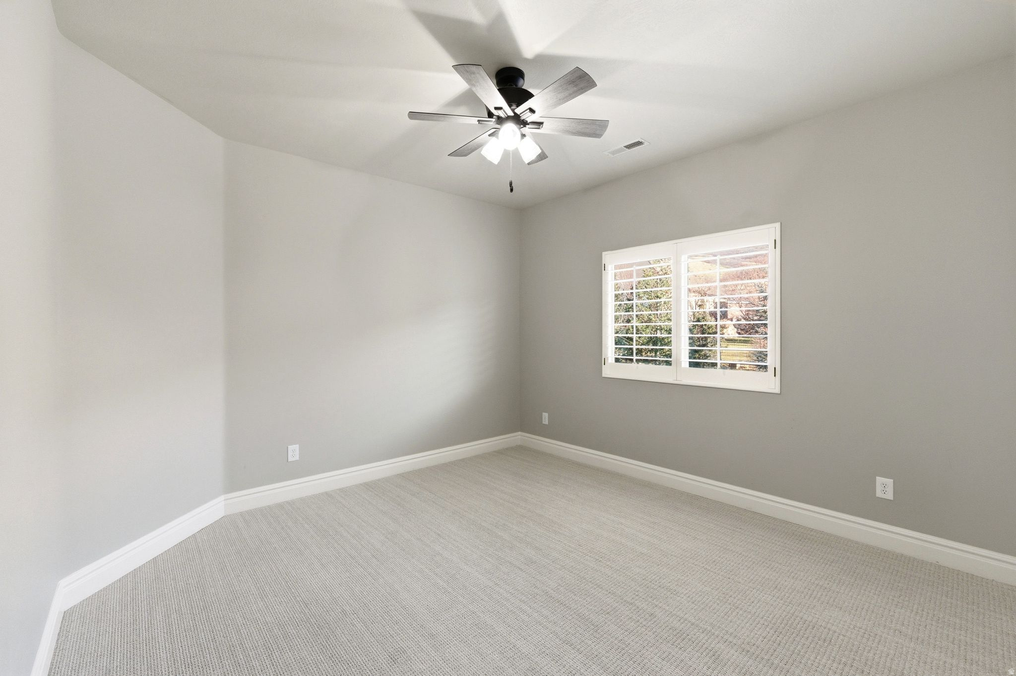 EAGLEPOINTE ESTATES - Residential