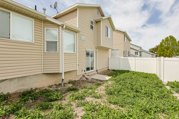 REFLECTIONS AT STANS - Residential