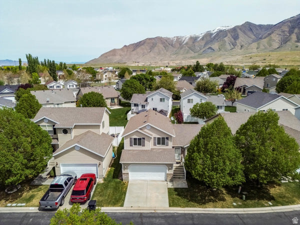 REFLECTIONS AT STANS - Residential