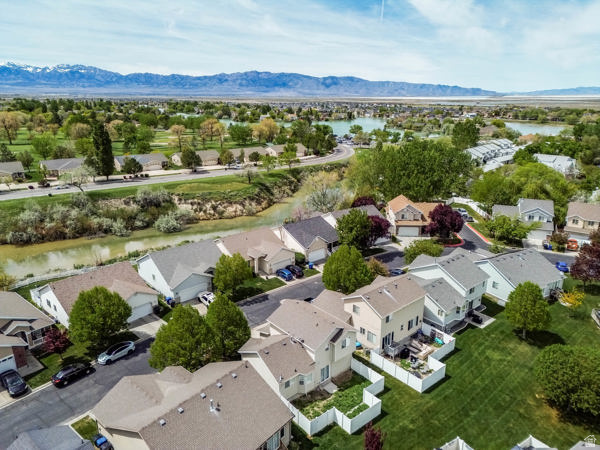 REFLECTIONS AT STANS - Residential