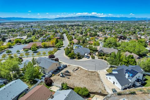 Photo of 1574 E 800 S, Provo, UT 84606 (MLS # 2154890)