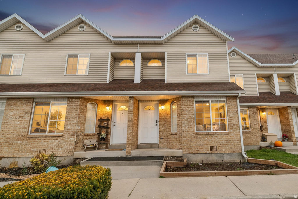 TOWNHOME ESTATES - Residential