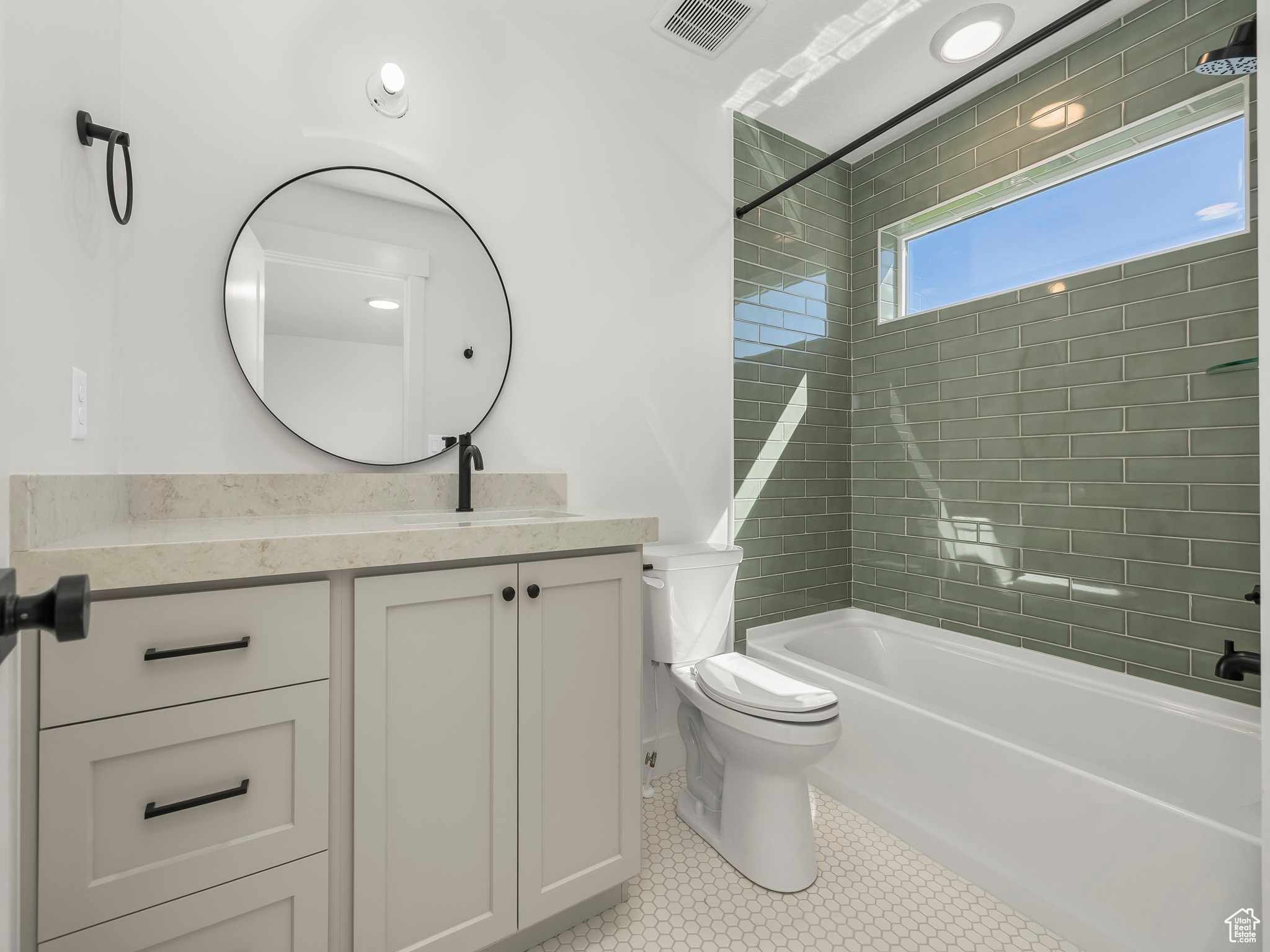 LAKEVIEW HILLS - Residential