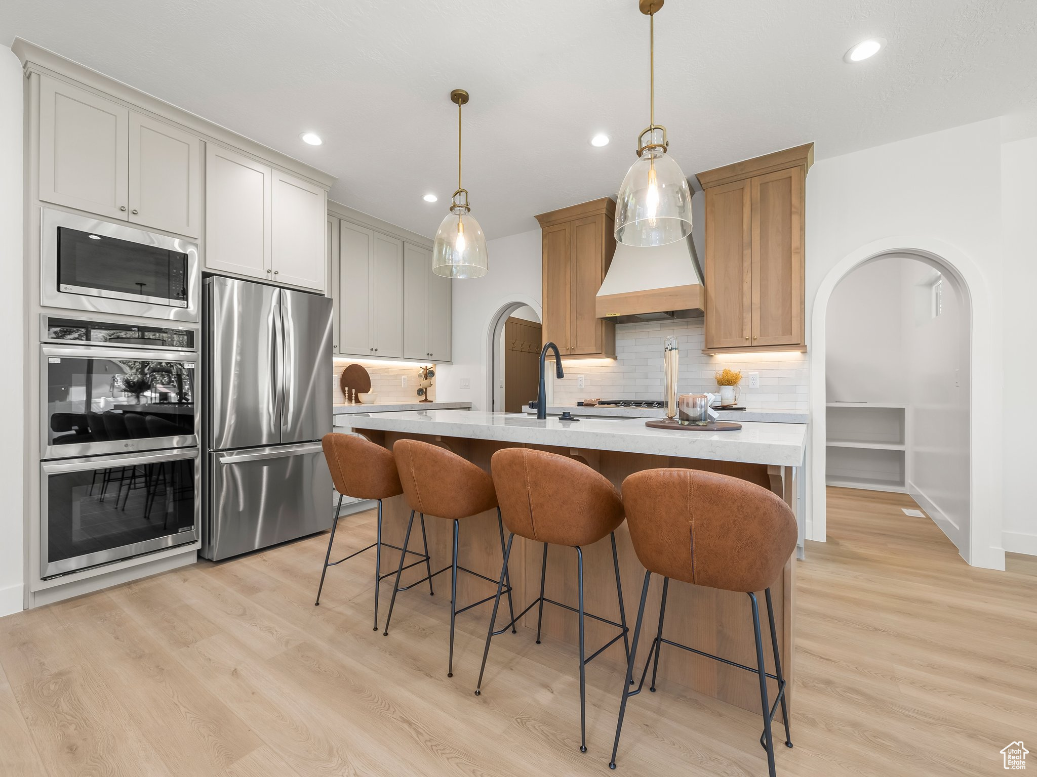 LAKEVIEW HILLS - Residential
