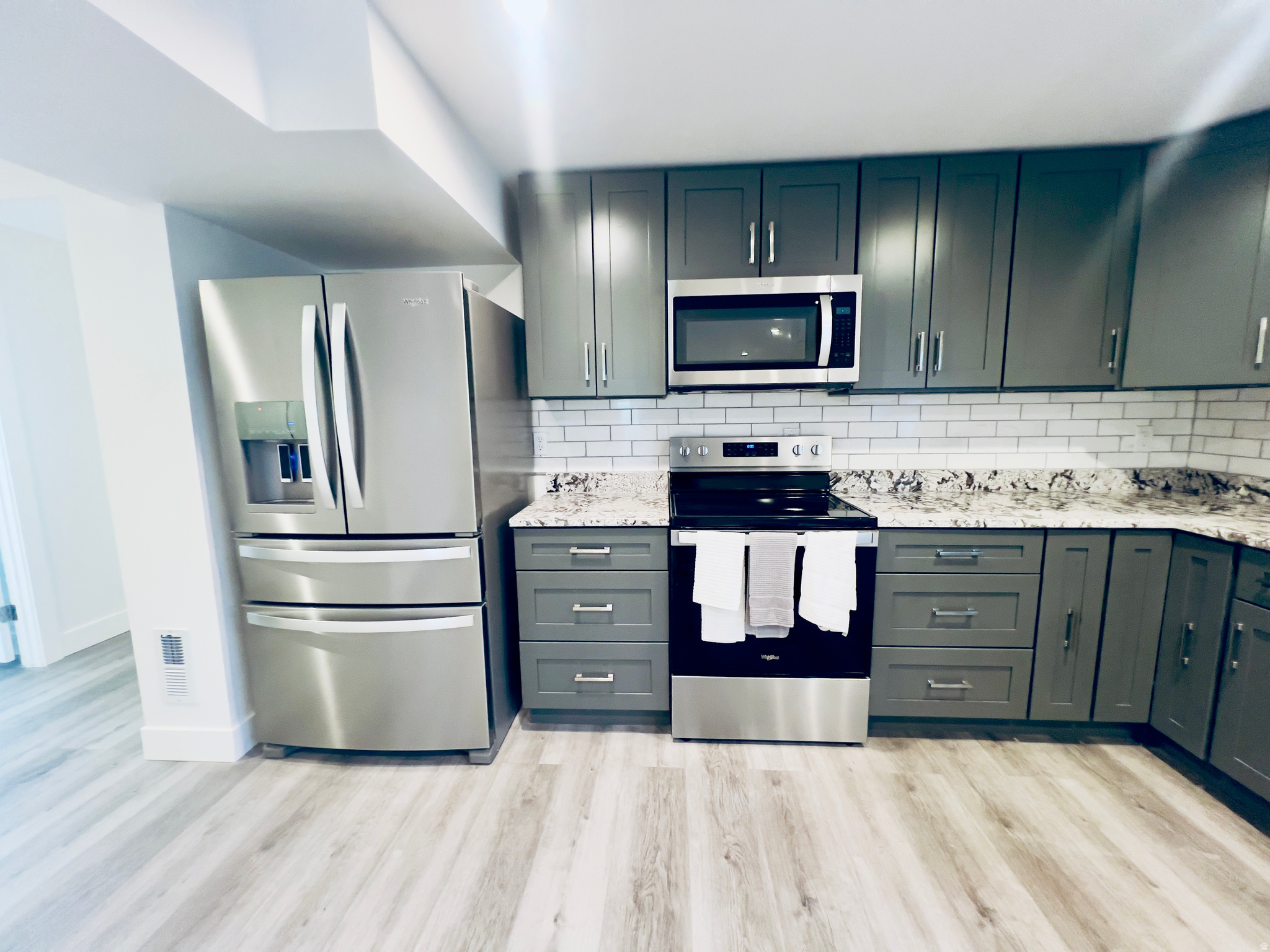 BRANDON PARK - Residential