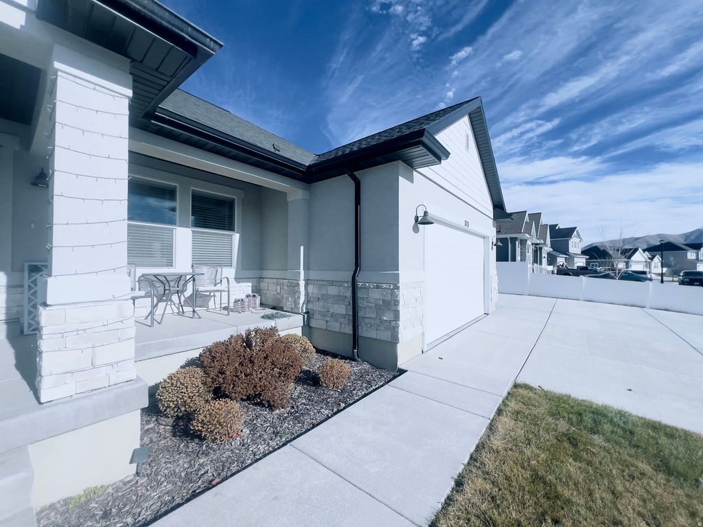 Photo of 373 E GILBERT PEAK WAY, Eagle Mountain, UT 84005 (MLS # 2126645)