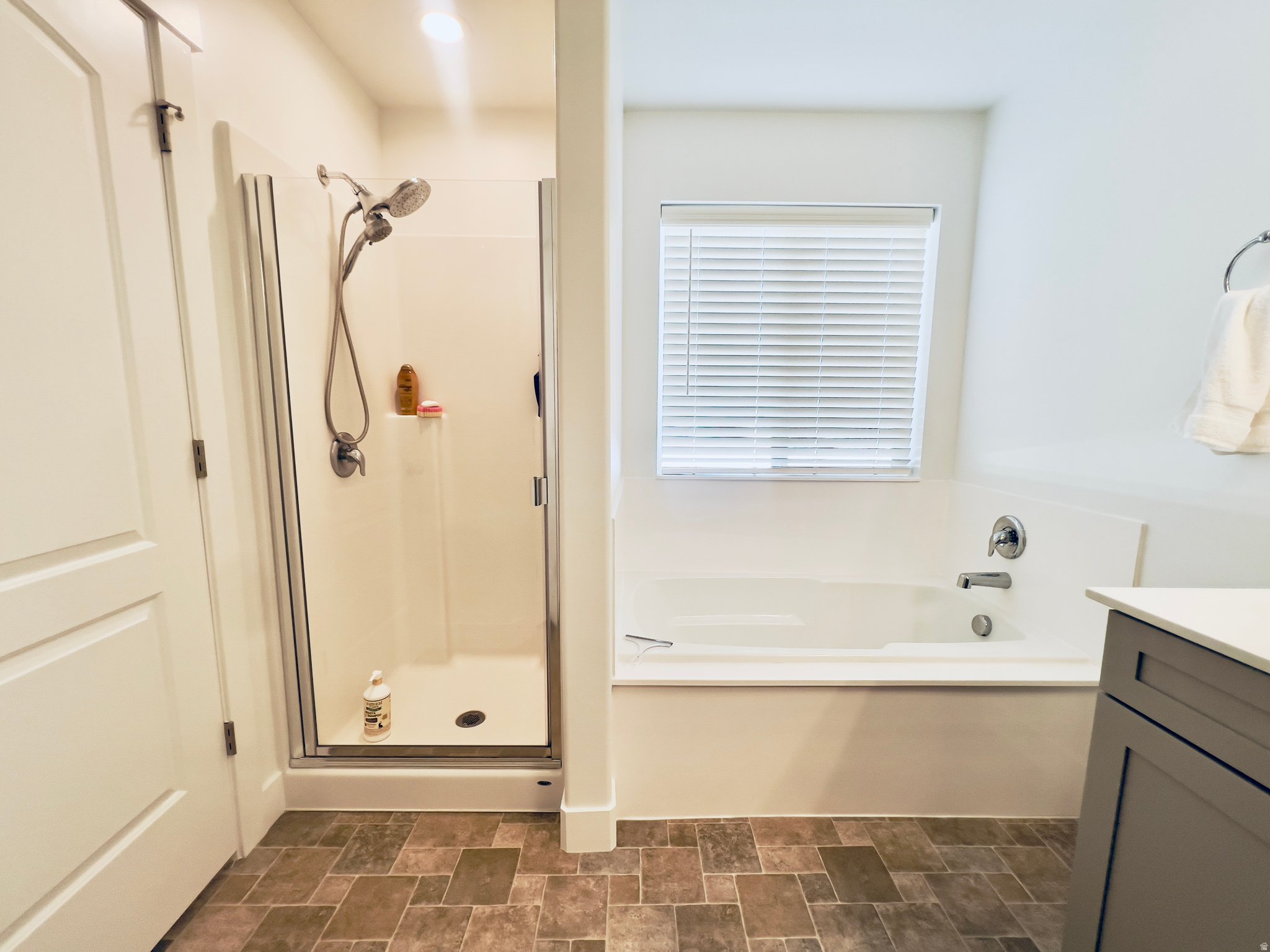 BRANDON PARK - Residential