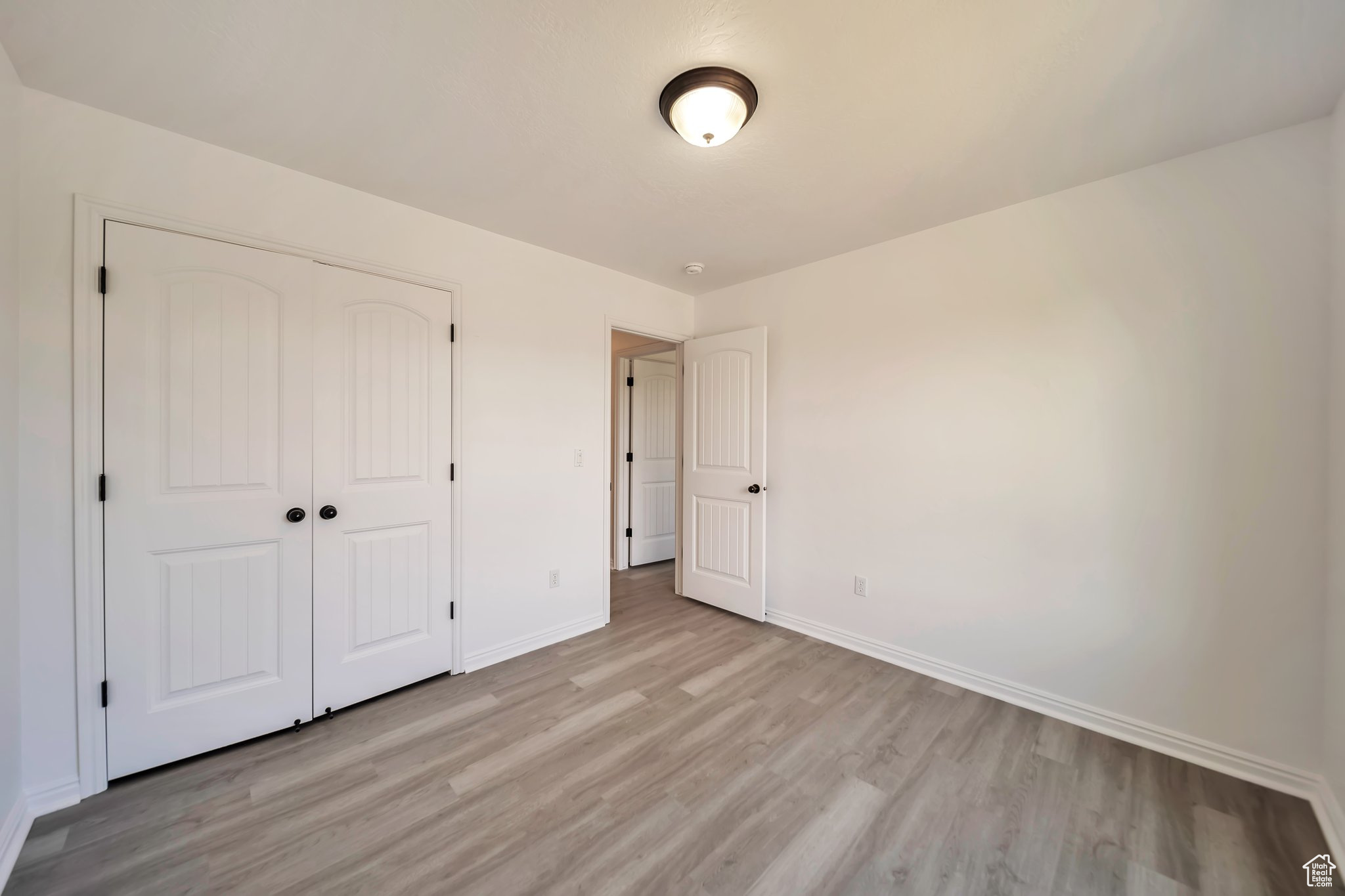 THE VILLAGE OF HAWKS RANCH - Residential