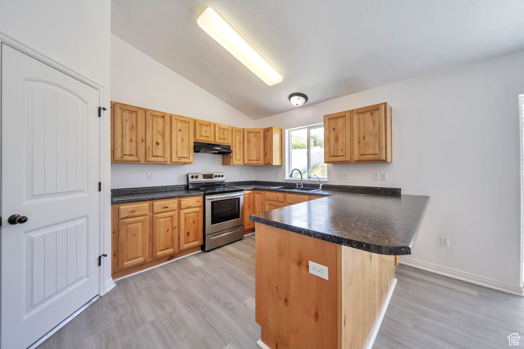 THE VILLAGE OF HAWKS RANCH - Residential