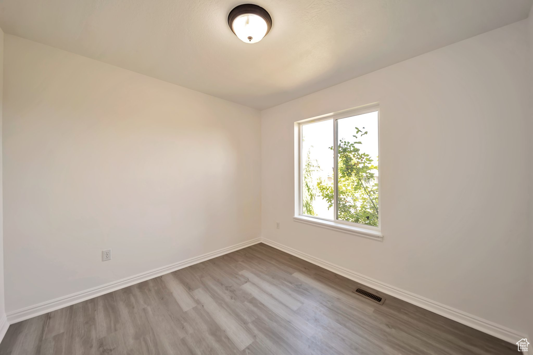 THE VILLAGE OF HAWKS RANCH - Residential