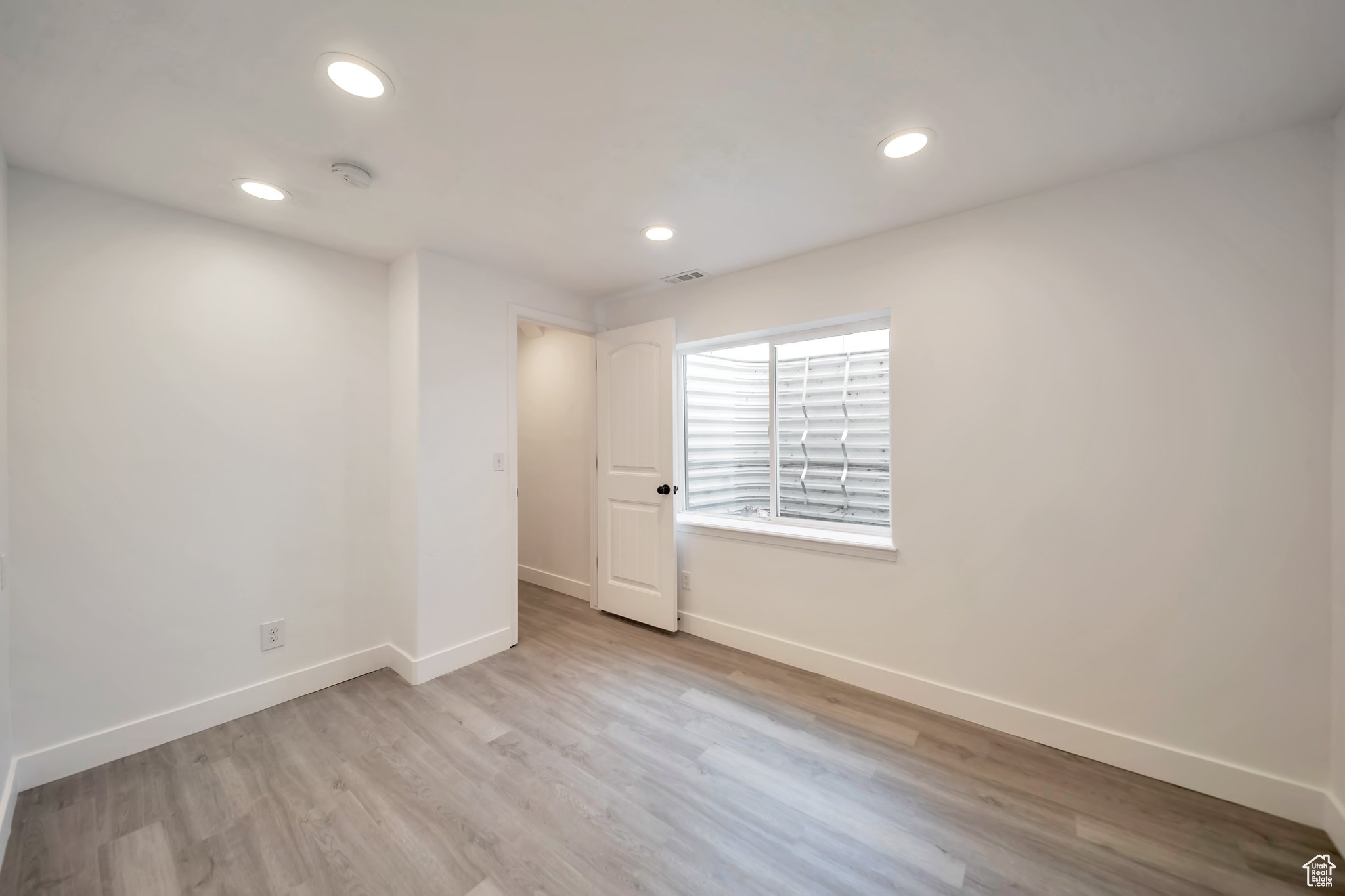 THE VILLAGE OF HAWKS RANCH - Residential