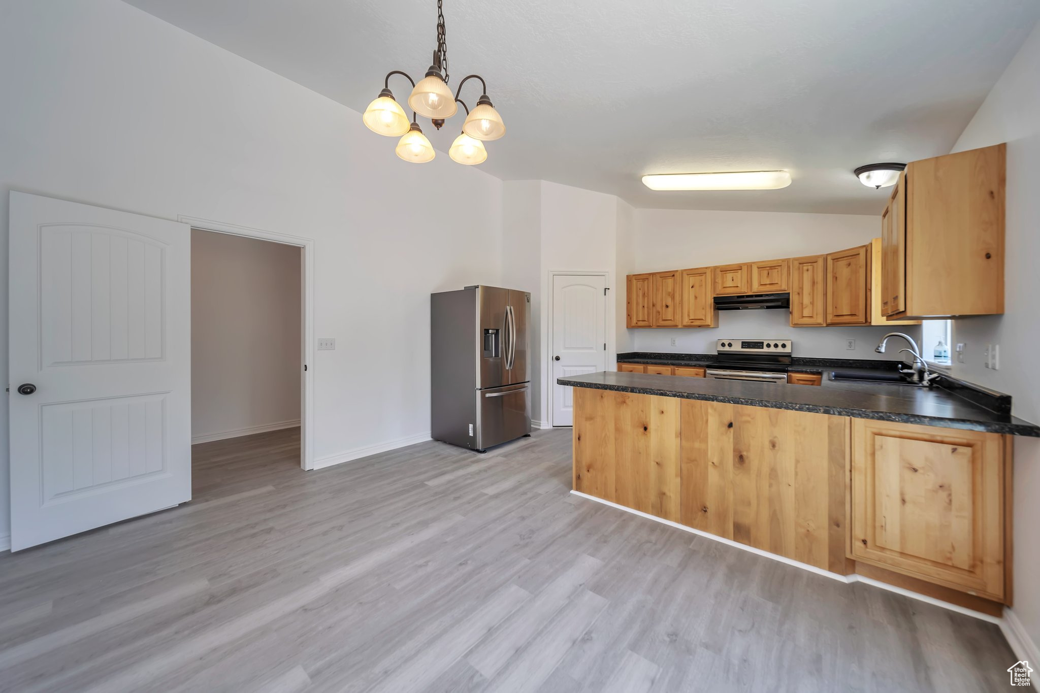 THE VILLAGE OF HAWKS RANCH - Residential