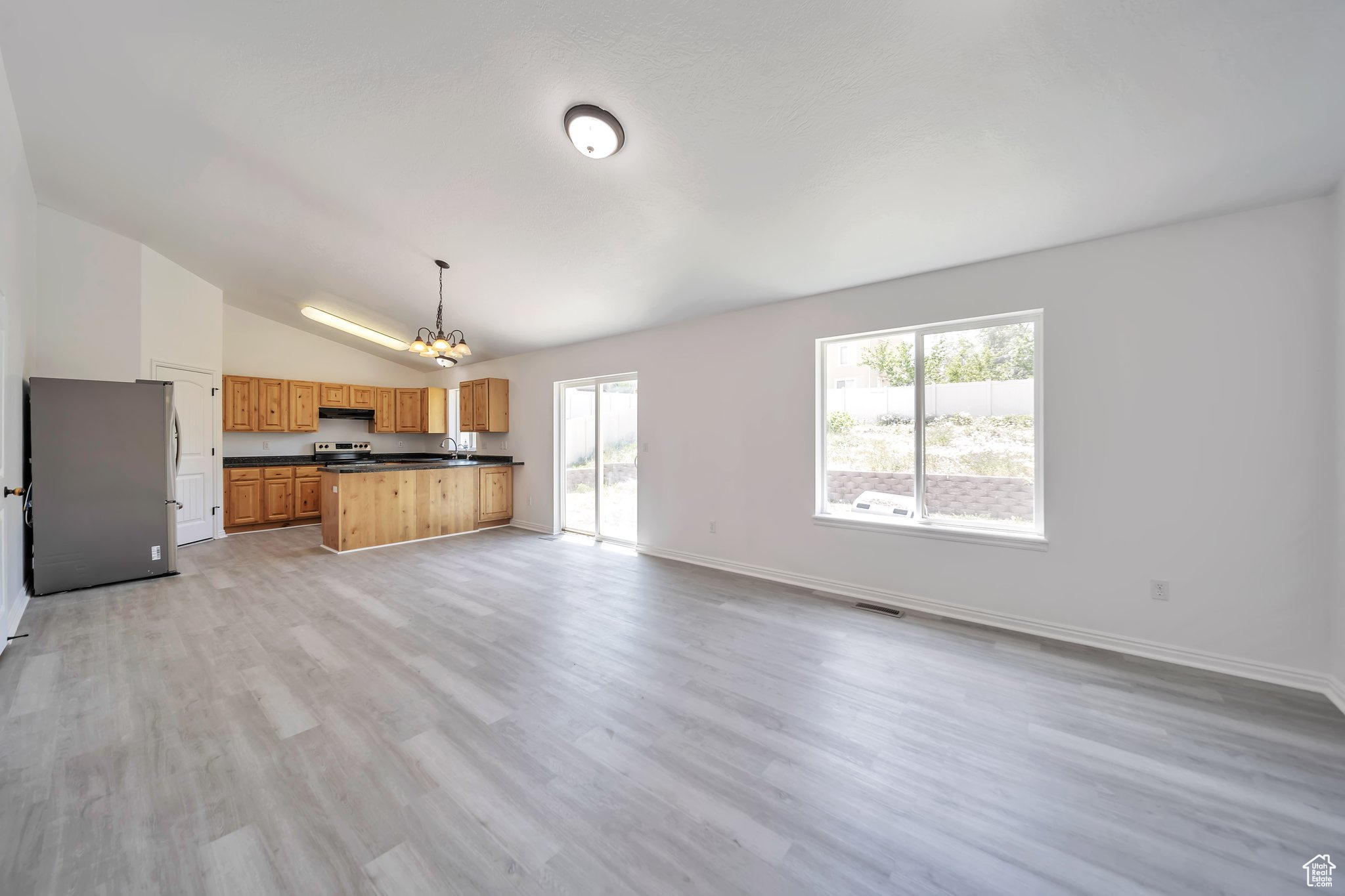 THE VILLAGE OF HAWKS RANCH - Residential