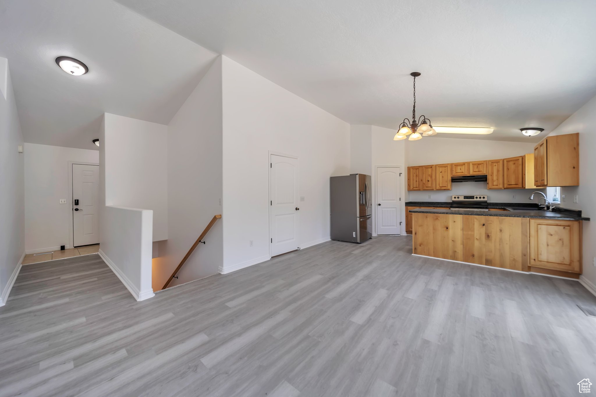 THE VILLAGE OF HAWKS RANCH - Residential