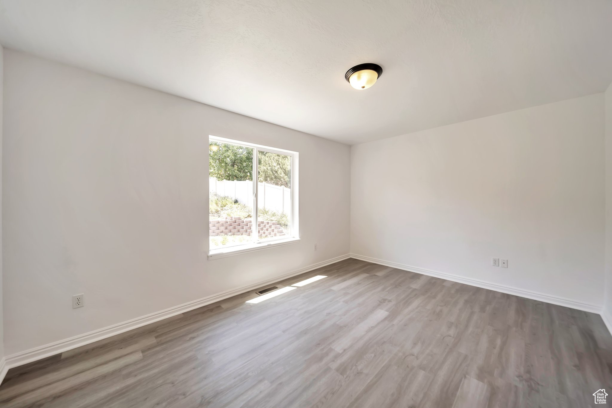 THE VILLAGE OF HAWKS RANCH - Residential