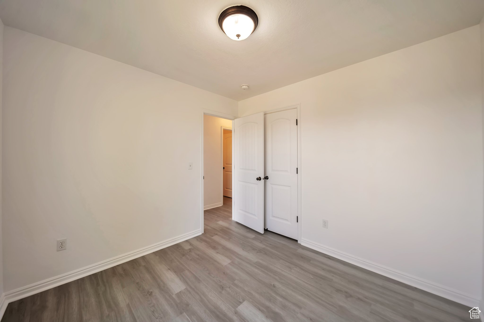 THE VILLAGE OF HAWKS RANCH - Residential