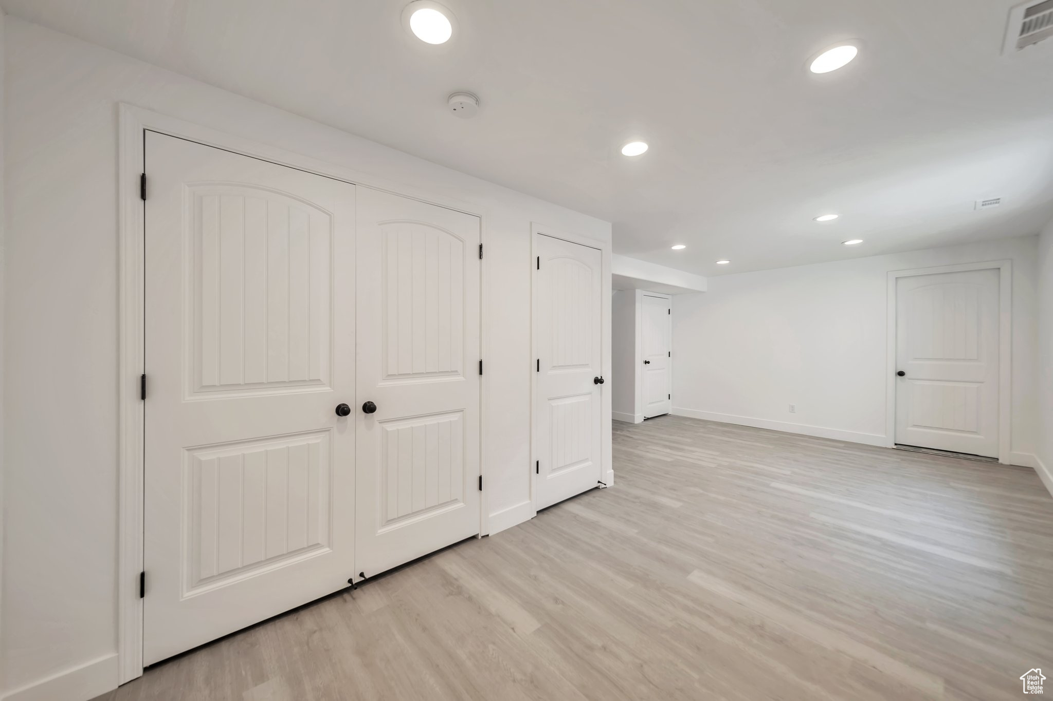 THE VILLAGE OF HAWKS RANCH - Residential