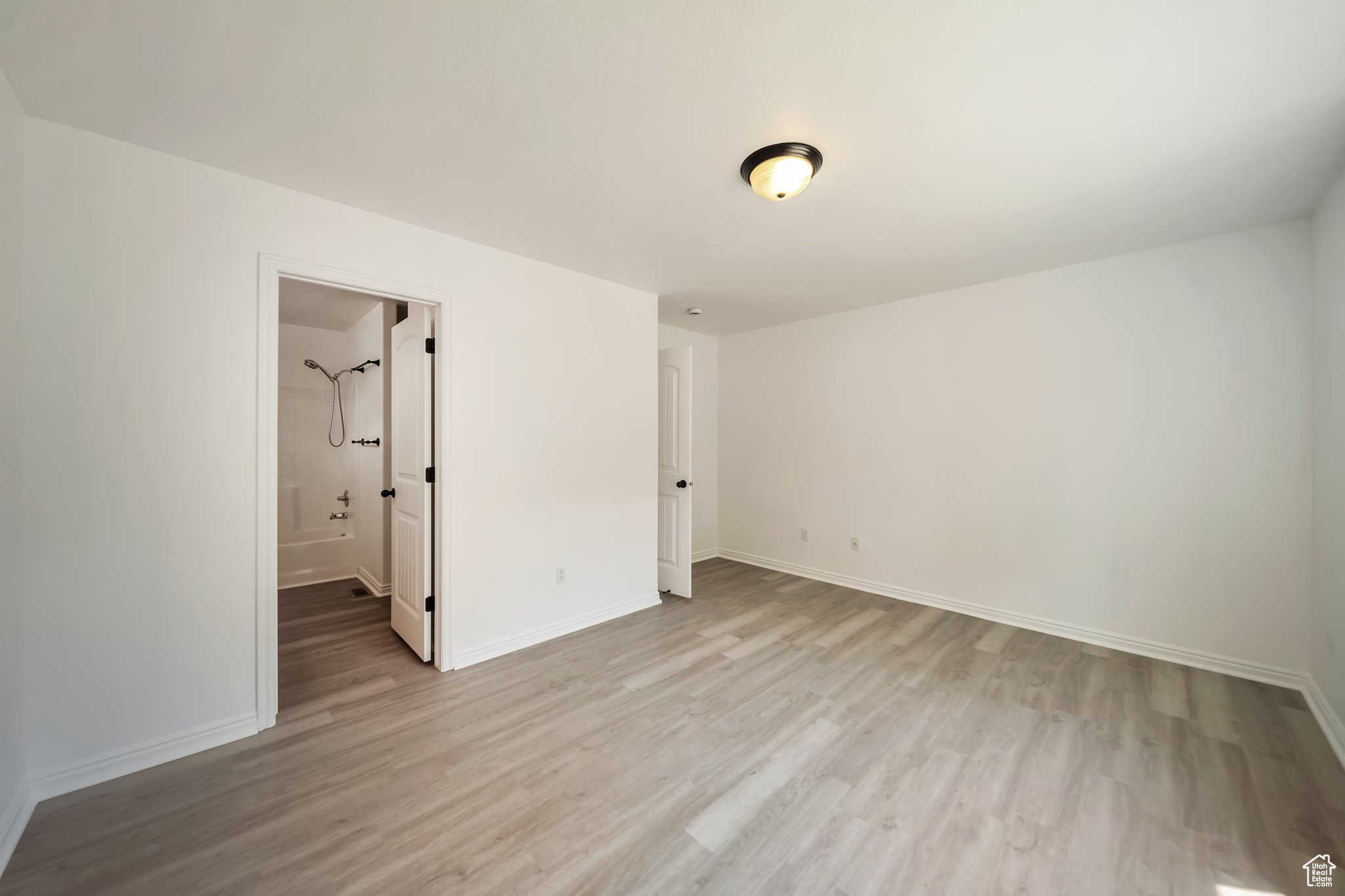 THE VILLAGE OF HAWKS RANCH - Residential