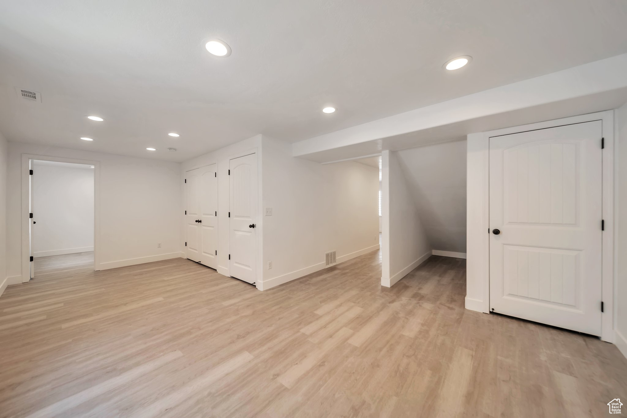 THE VILLAGE OF HAWKS RANCH - Residential