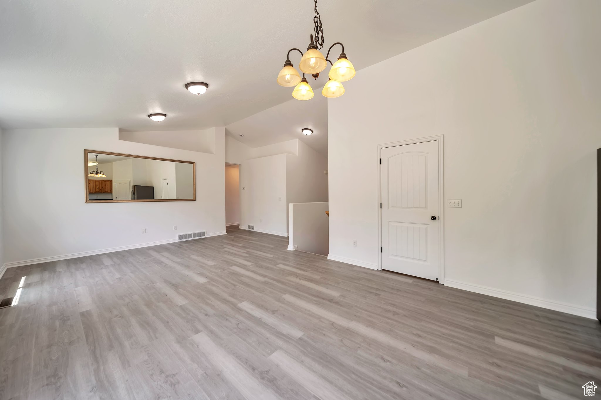 THE VILLAGE OF HAWKS RANCH - Residential