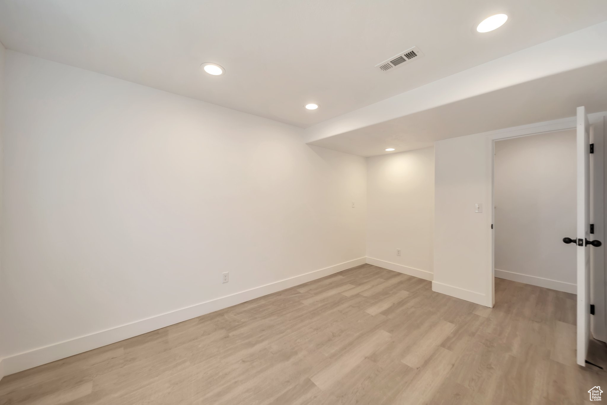 THE VILLAGE OF HAWKS RANCH - Residential