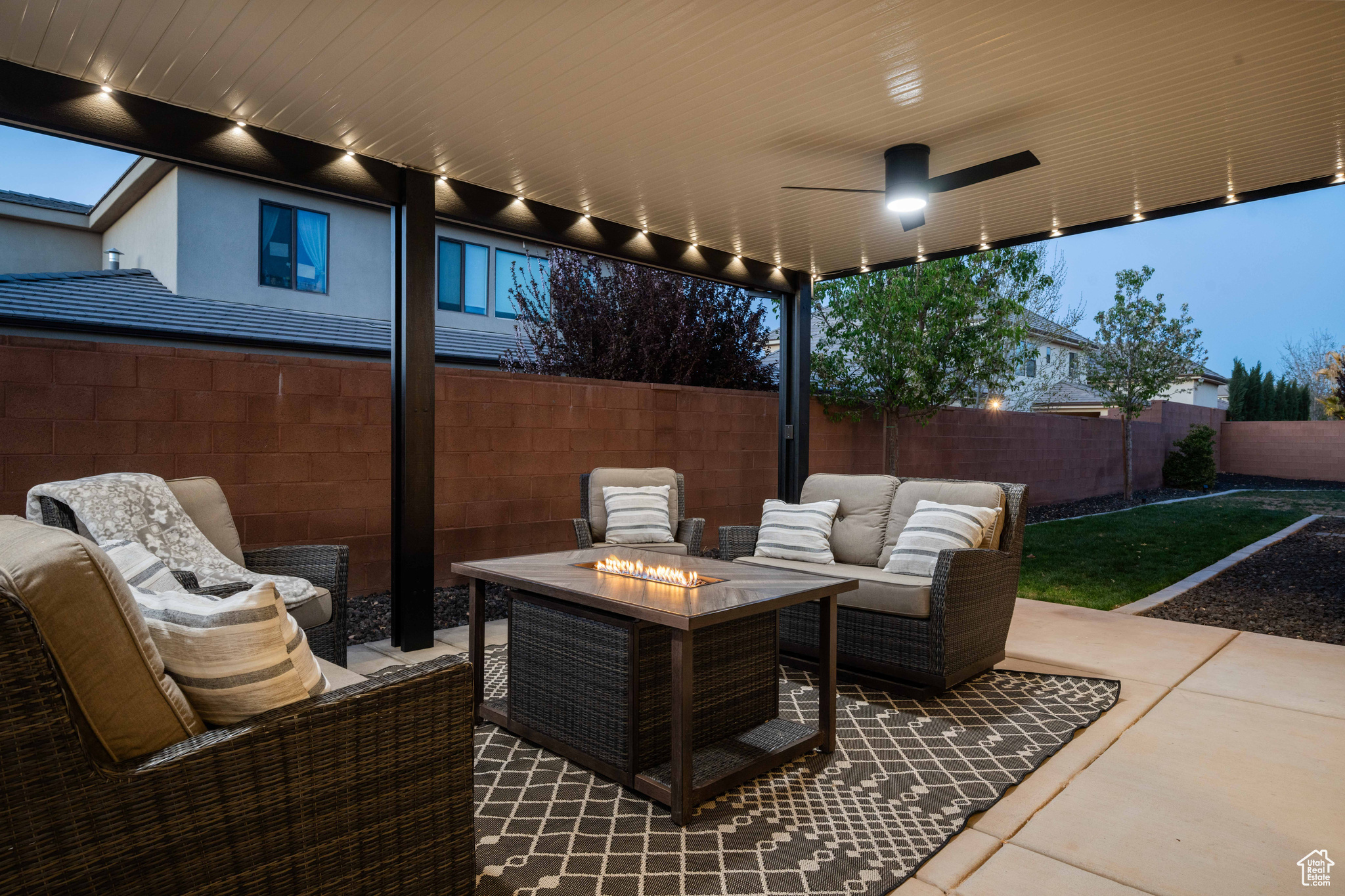 2271 E Tawny Cir, Saint George, Utah image 43