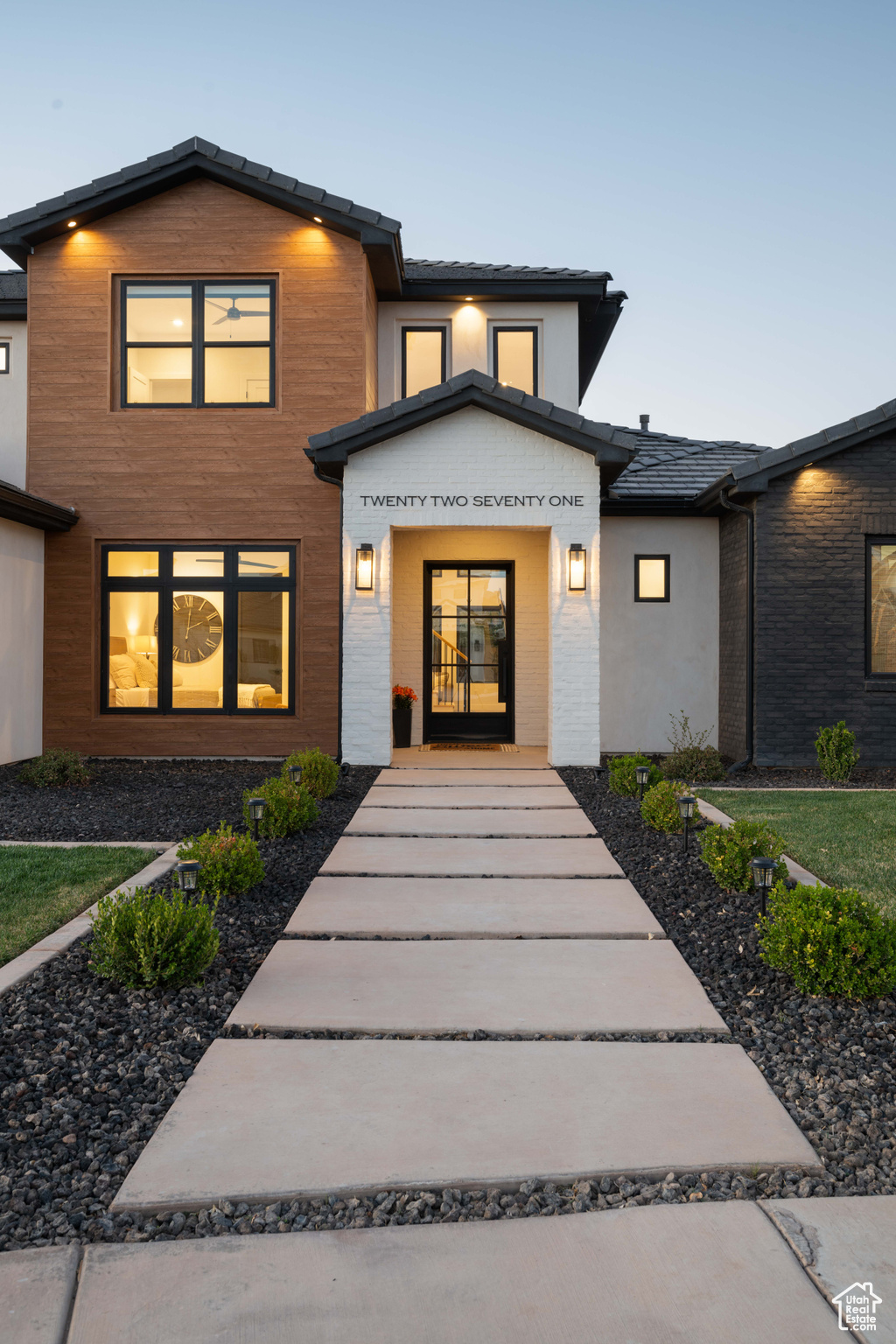 2271 E Tawny Cir, Saint George, Utah image 2