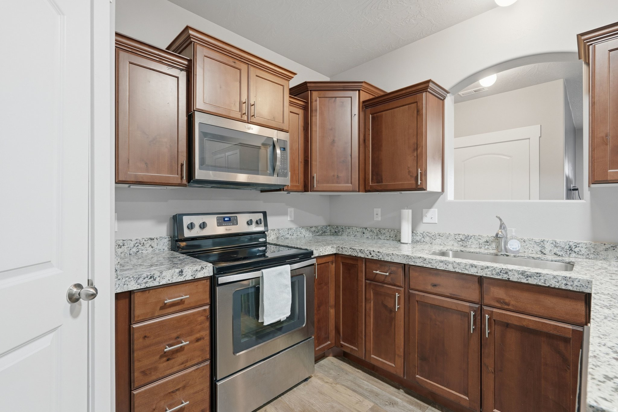 HILLCREST CONDO - Residential