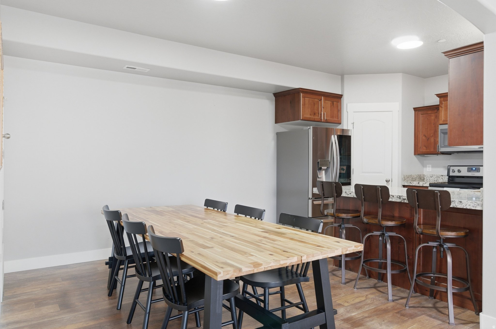 HILLCREST CONDO - Residential