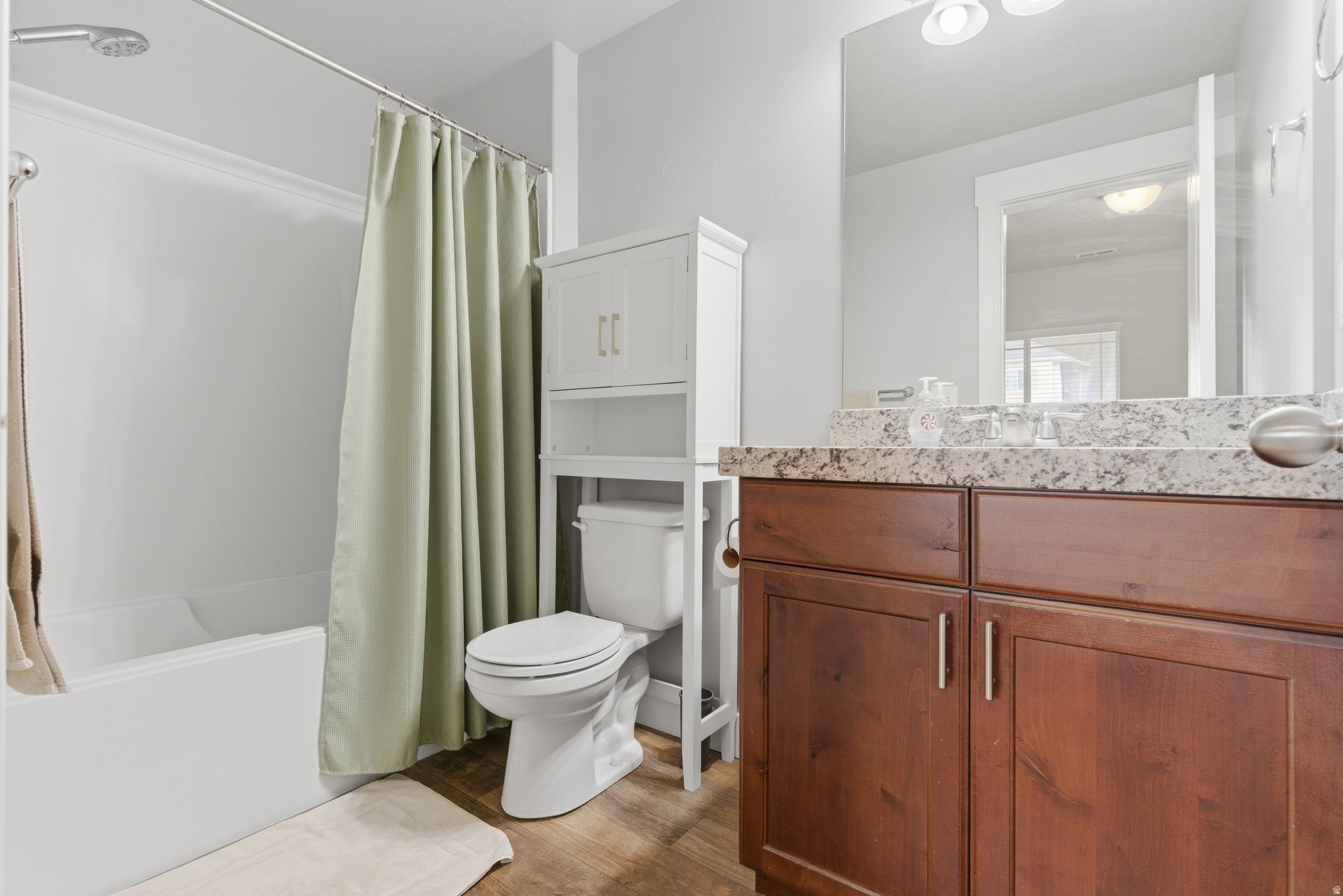 HILLCREST CONDO - Residential