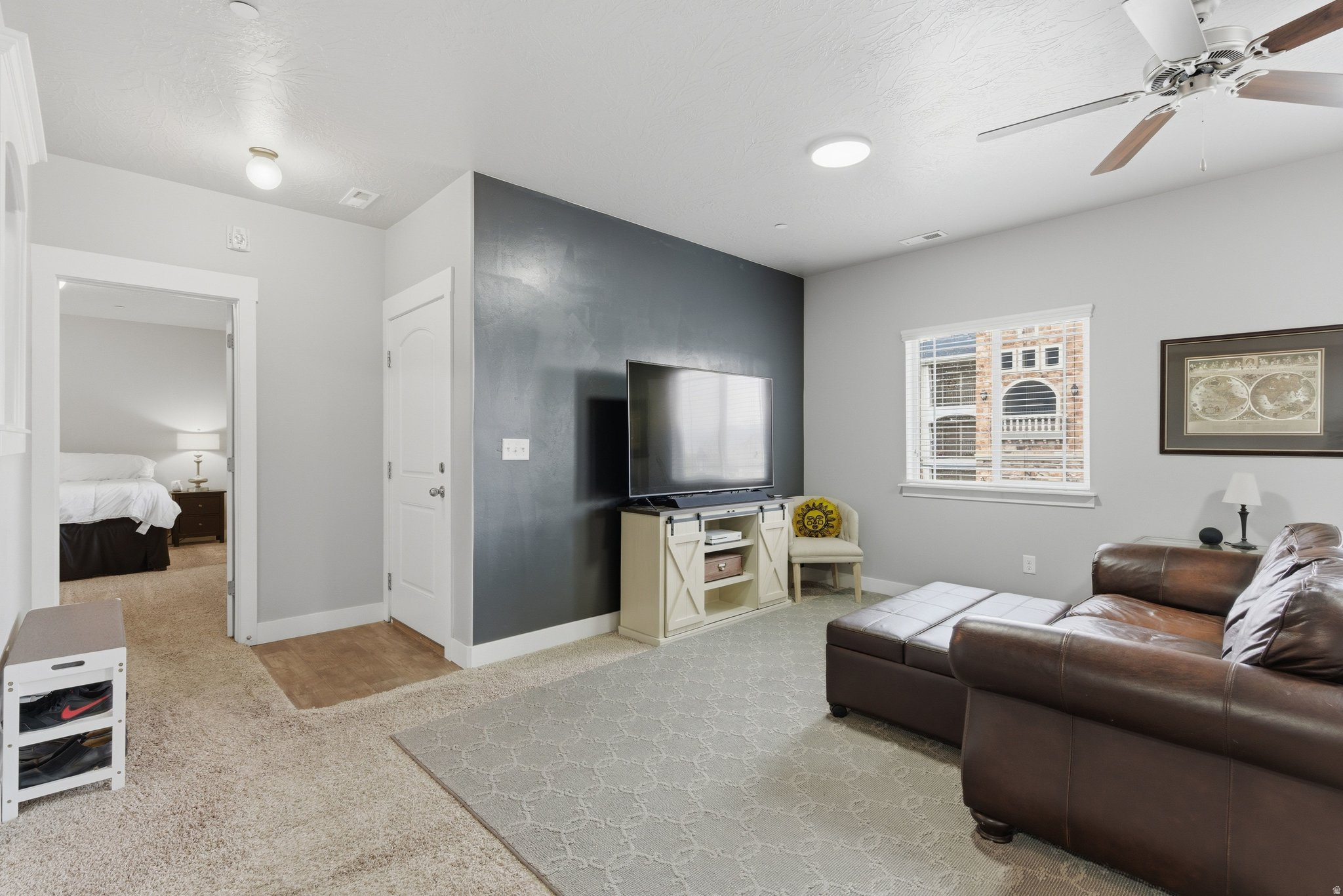 HILLCREST CONDO - Residential