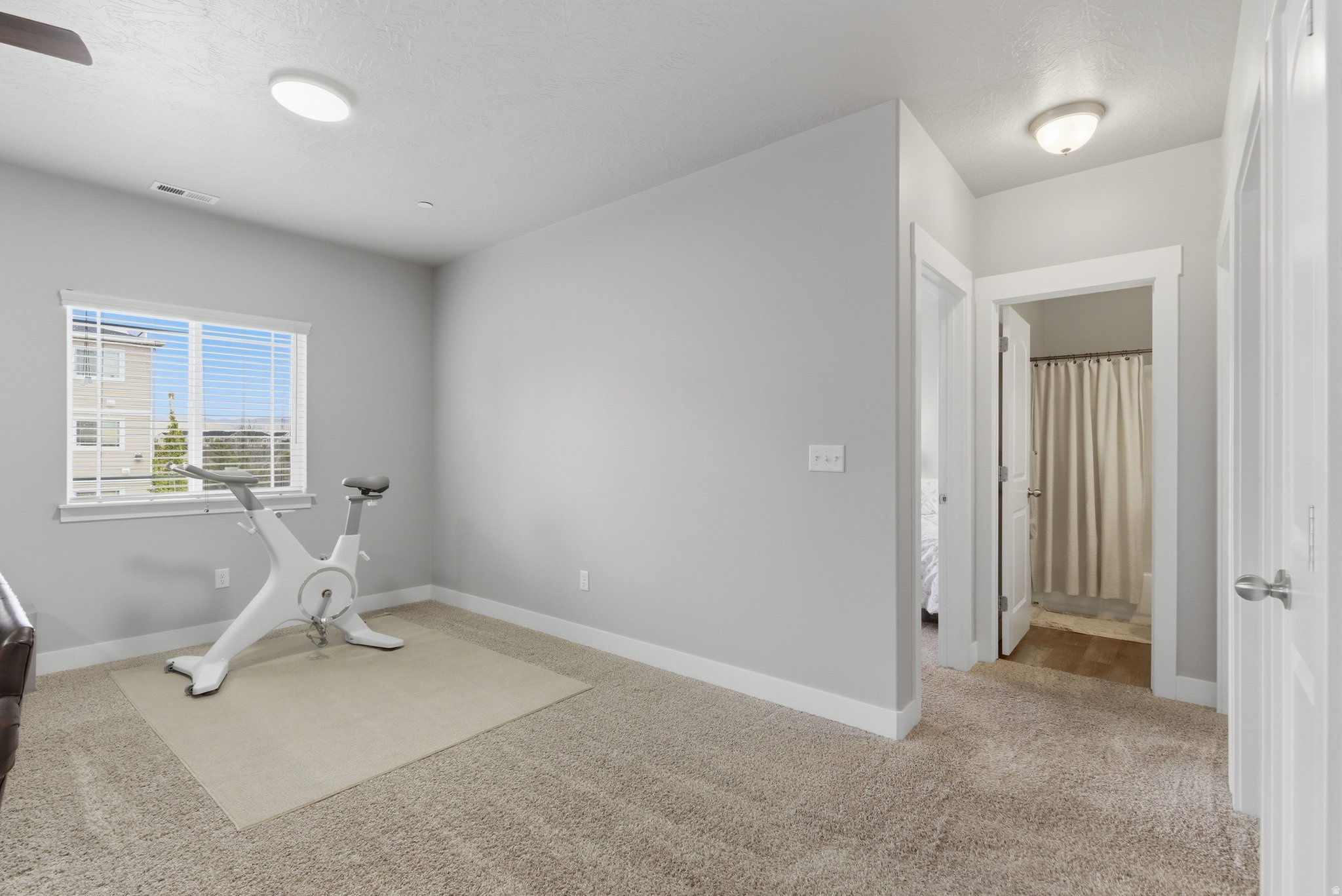 HILLCREST CONDO - Residential