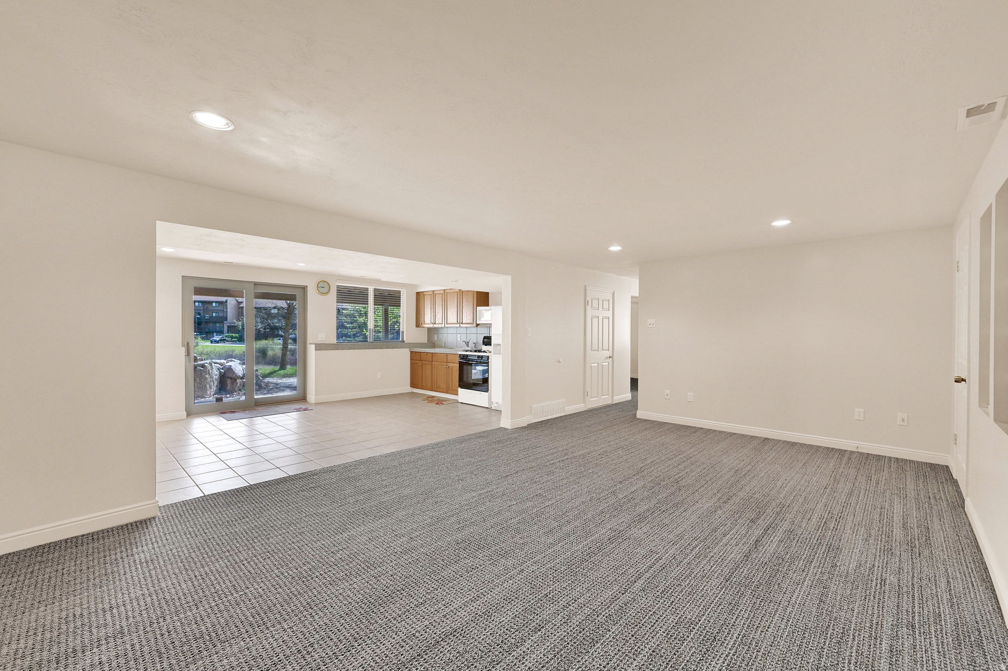 PATIO SPRINGS - Residential