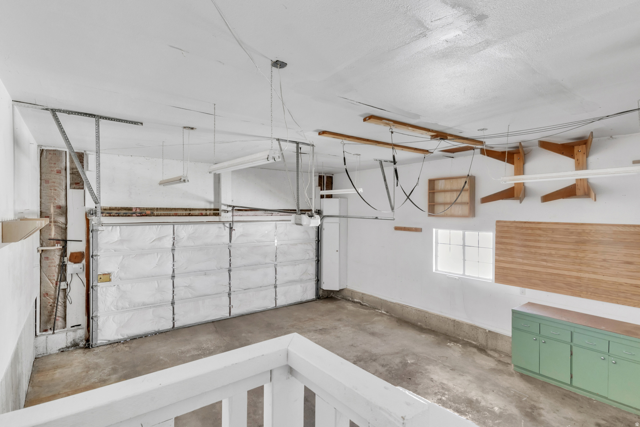 SALEM HILLS - Residential